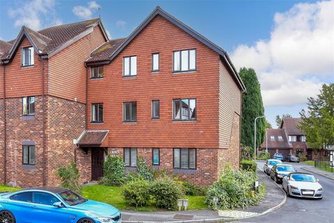 2 bedroom apartment for sale, School Hill, Lamberhurst, Tunbridge Wells, Kent