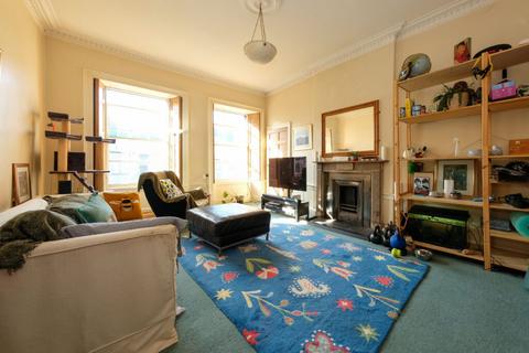 3 bedroom flat for sale, 16 (Flat 3) Comely Bank, Edinburgh, EH4 1AL