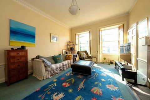 3 bedroom flat for sale, 16 (Flat 3) Comely Bank, Edinburgh, EH4 1AL