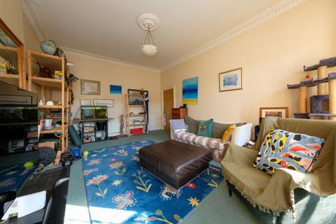 3 bedroom flat for sale, 16 (Flat 3) Comely Bank, Edinburgh, EH4 1AL