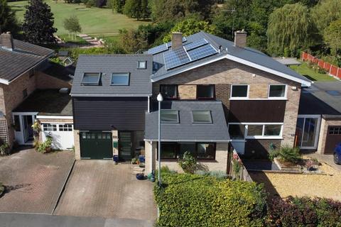 13 Fairway, Girton, Cambridge, CB3 0QF