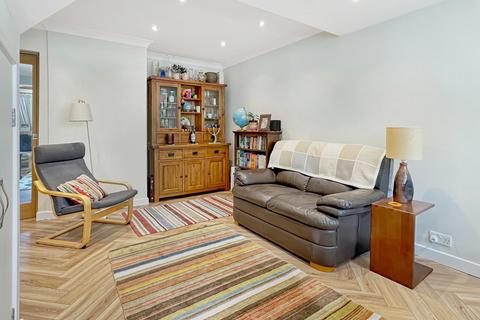 13 Fairway, Girton, Cambridge, CB3 0QF