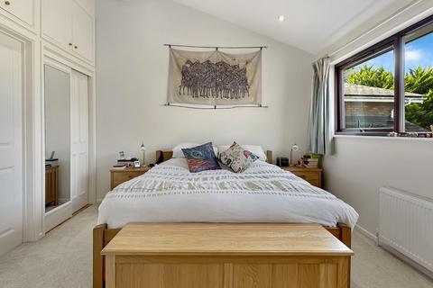 13 Fairway, Girton, Cambridge, CB3 0QF