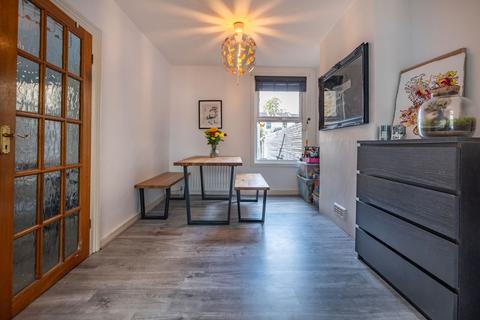15 Newbury Road, Bromley, BR2 0QN