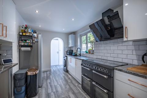 15 Newbury Road, Bromley, BR2 0QN