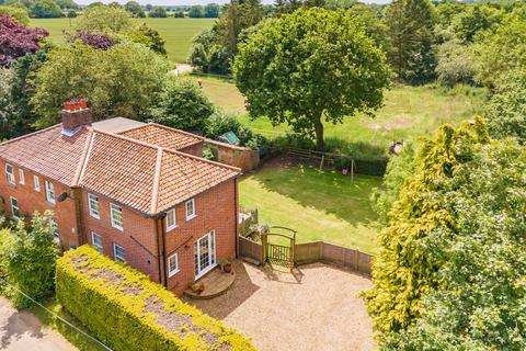 3 bedroom cottage to rent, Stow Heath Road, Felmingham