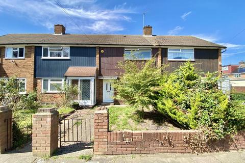 4 bedroom terraced house for sale, Keats Way, West Drayton, Middlesex, UB7 9DR