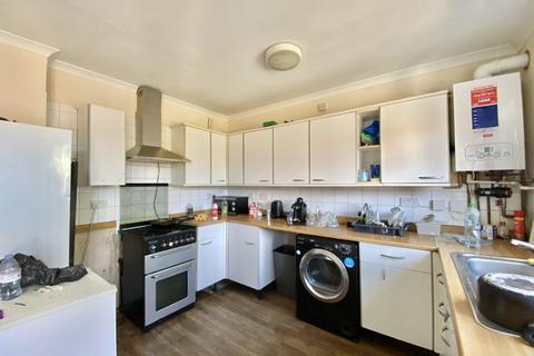 4 bedroom terraced house for sale, Keats Way, West Drayton, Middlesex, UB7 9DR