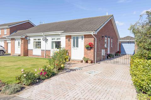 2 bedroom bungalow for sale, White Rose Way, Thirsk, YO7