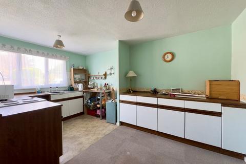 3 bedroom end of terrace house for sale, Ashdown Way, Grove, Wantage, OX12