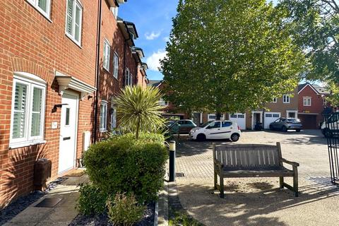 3 bedroom end of terrace house for sale, Dundee Drive, Bristol