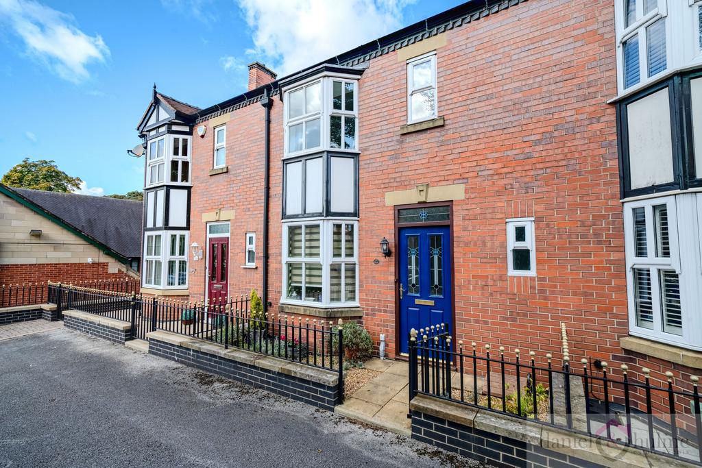Compton Mews-44