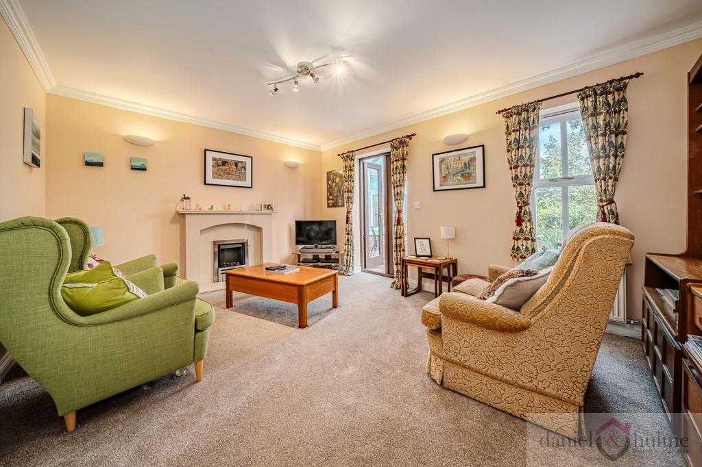 Compton Mews-9