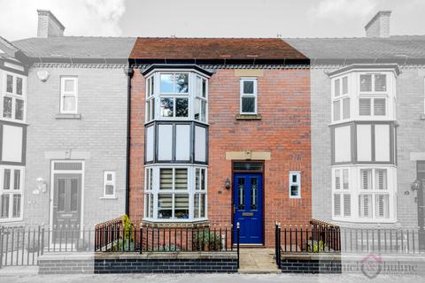 7 Compton Mews, Leek, ST13 5DE
