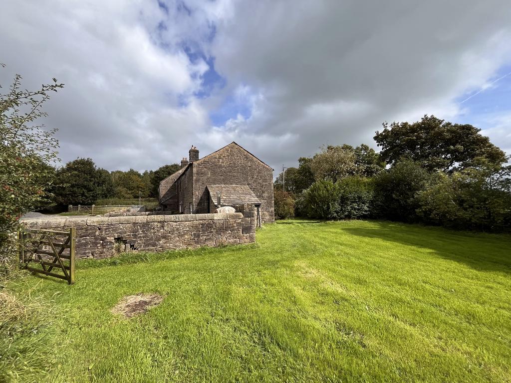 Walled Lawned Garden