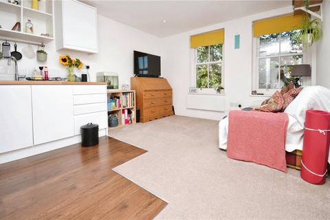 1 bedroom apartment for sale, Oxford Road, Buckinghamshire HP19