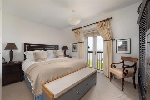 2 bedroom apartment for sale, Marine Parade, Whitstable