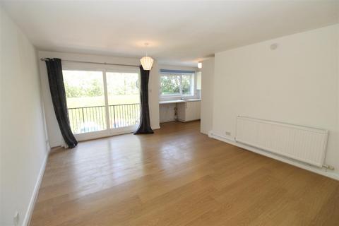 2 bedroom flat to rent, Hollybush Heights, Cardiff CF23