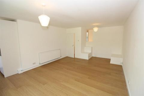 2 bedroom flat to rent, Hollybush Heights, Cardiff CF23