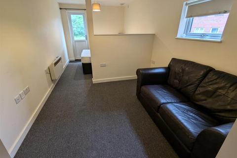 Studio to rent, Room 3, 46 Rutland Street, Pear Tree, Derby