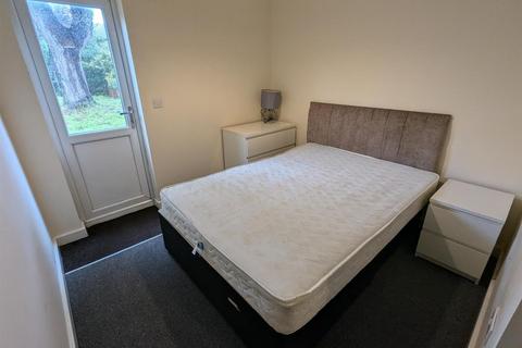 Studio to rent, Room 3, 46 Rutland Street, Pear Tree, Derby