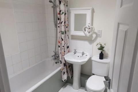 1 bedroom flat for sale, St. Catherines Court Holgate Road, York, YO24 4BY