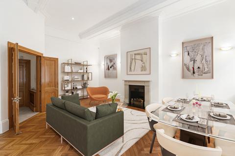 4 bedroom house for sale, Grosvenor Gardens Mews North, London SW1W