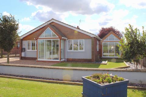 5 bedroom detached bungalow for sale, Marsh Lane, Barnetby, DN38