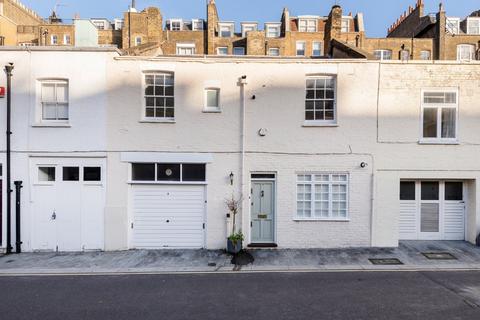 3 bedroom terraced house for sale, Devonshire Mews West, London, W1G