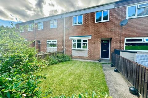 3 bedroom terraced house for sale, Edgeworth Court, Hemlington, Middlesbrough