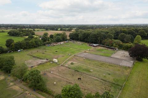 3 bedroom equestrian property for sale, Bolton Lane, Wilberfoss, York