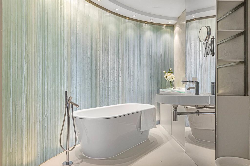 Bathroon