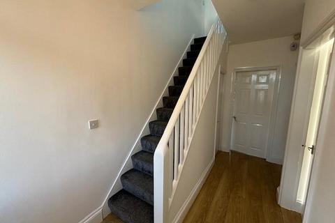 8 Cedar Road, Doncaster, DN4 9DT