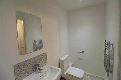 1 bedroom flat to rent, Splott Road, Cardiff CF24