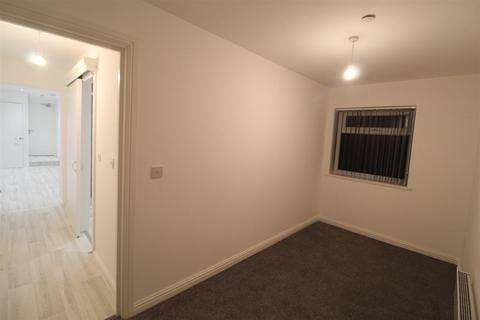 1 bedroom flat to rent, Splott Road, Cardiff CF24