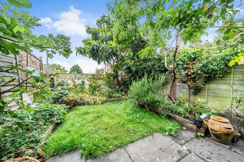 3 bedroom terraced house for sale, Ellora Road, Streatham