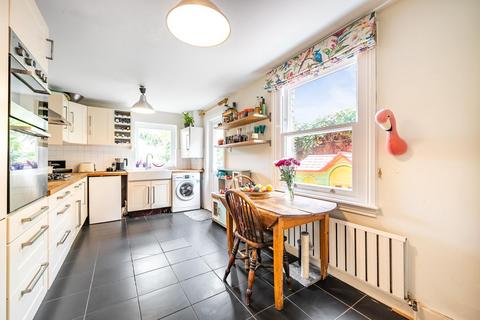 3 bedroom terraced house for sale, Ellora Road, Streatham