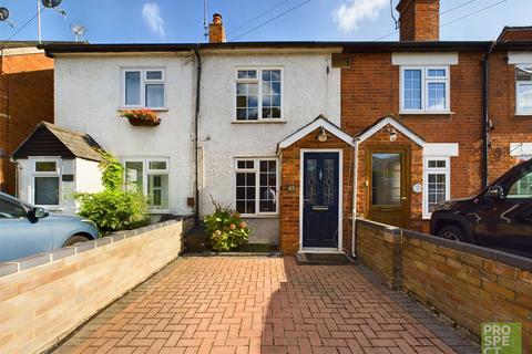 2 bedroom terraced house to rent, Waterloo Road, Wokingham, Berkshire, RG40