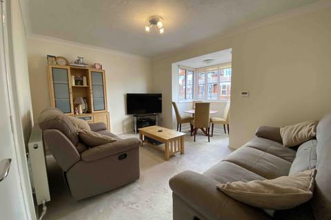 2 bedroom flat for sale, Tomline Road, Felixstowe IP11 7PA