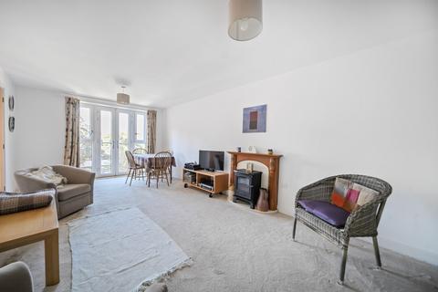 2 bedroom retirement property for sale, Ockford Road, Surrey GU7