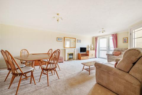 2 bedroom retirement property for sale, Laleham Road, Shepperton, TW17