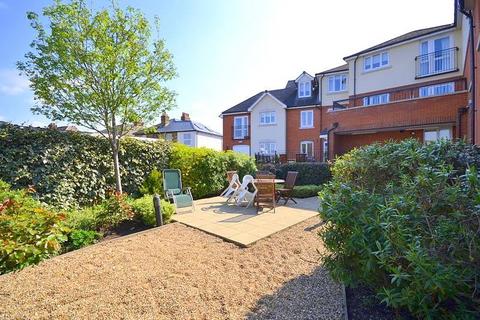 2 bedroom retirement property for sale, Laleham Road, Shepperton, TW17
