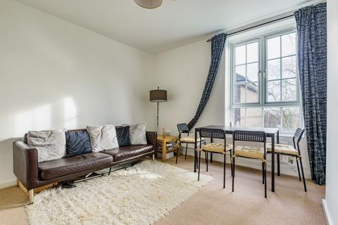 2 bedroom apartment for sale, Dog Kennel Hill Estate, East Dulwich, London