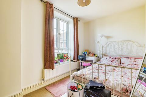 2 bedroom apartment for sale, Dog Kennel Hill Estate, East Dulwich, London