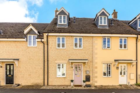 3 bedroom terraced house for sale, The Oaks, Carterton, Oxfordshire, OX18