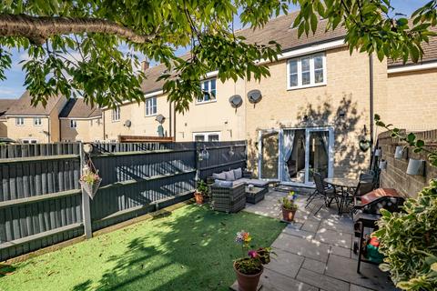 3 bedroom terraced house for sale, The Oaks, Carterton, Oxfordshire, OX18