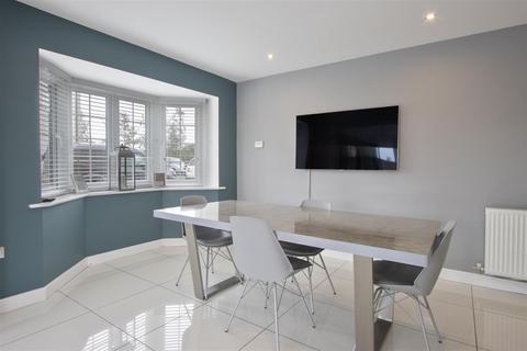 9 Staley Drive, Glapwell, Chesterfield, S44 5QG