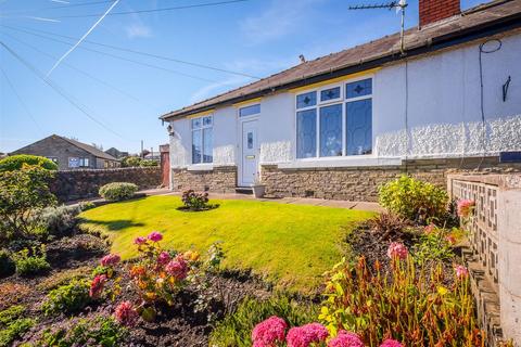 2 bedroom semi-detached bungalow for sale, Bankfield Gardens, Southowram, Halifax, HX3