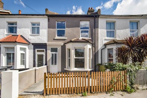 3 bedroom terraced house for sale, Denmark Road, London, SE25