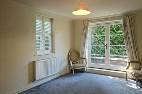 2 bedroom flat to rent, Beautiful 2 bedroom flat Minutes from Westbourne